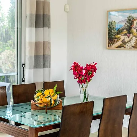 Villa Lilly Rose Polis